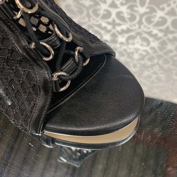 Women’s Fishnet Lace Up Stiletto Ankle Boots in Black Faux Leather and Zipper - Picture 4 of 4